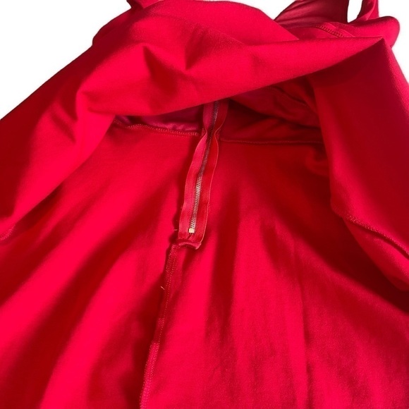 Euc Lulus formal/dressy sleeveless top, red, size medium. - Picture 12 of 12